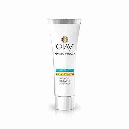 Olay Natural Aura Day Cream with SPF 15 | Glowing Radiance Cream | With Niacinamide and Vitamin E | Normal, Oily, Dry, Combination Skin | 20g